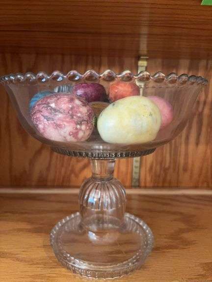 Pedestal bowl with alabaster? eggs image