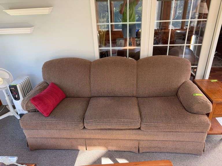 Smith Brothers 80” three cushion sofa image
