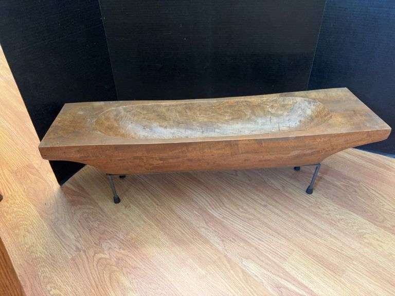 8x30x9H dough bowl on legs image