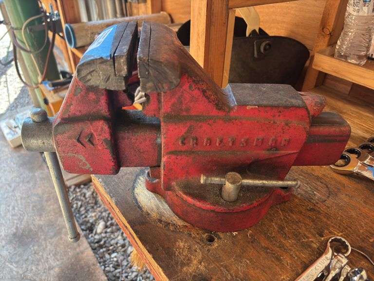 Craftsman heavy duty, 5 inch bench vise image