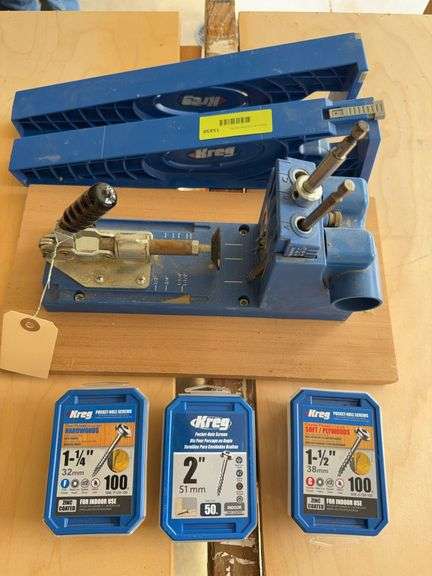 Kreg jig fixtures and fasteners