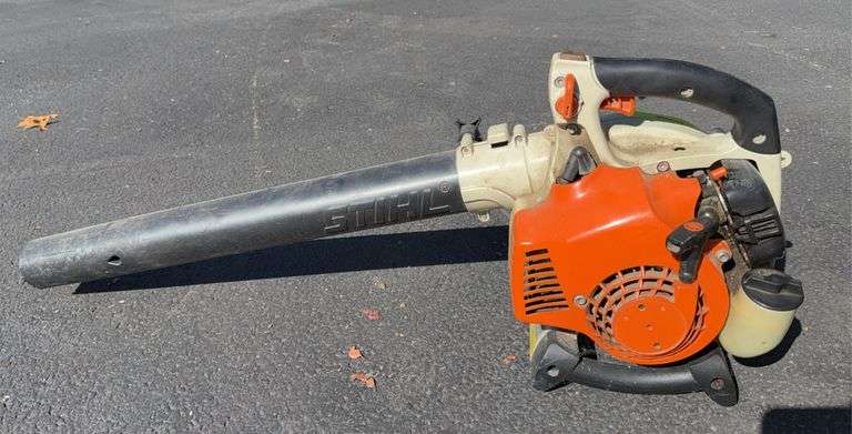 Stihl SH85C gas leaf blower image
