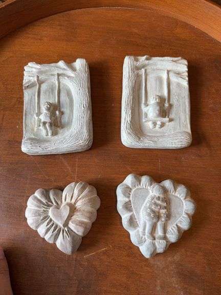 Four pieces Isabel Bloom art