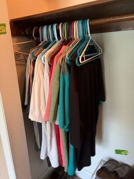 Men’s shirts size XL image
