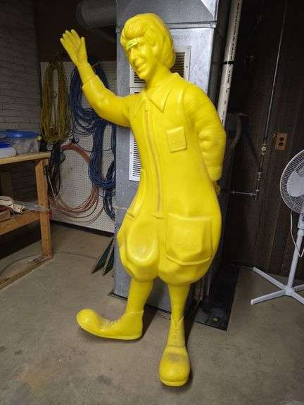 Life size yellow plastic Ronald McDonald image