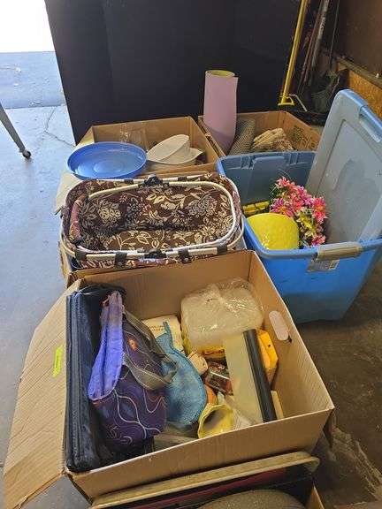5 boxes of misc kitchen and household items-airtight containers, pans, bags, plasticware etc... image