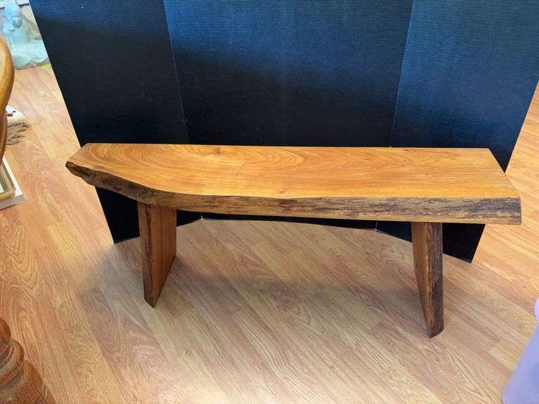 9x41x16H tree bench image