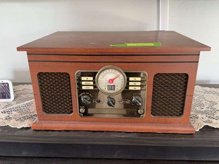 Modern cassette/CD/album/radio player Hinges need fixed on back