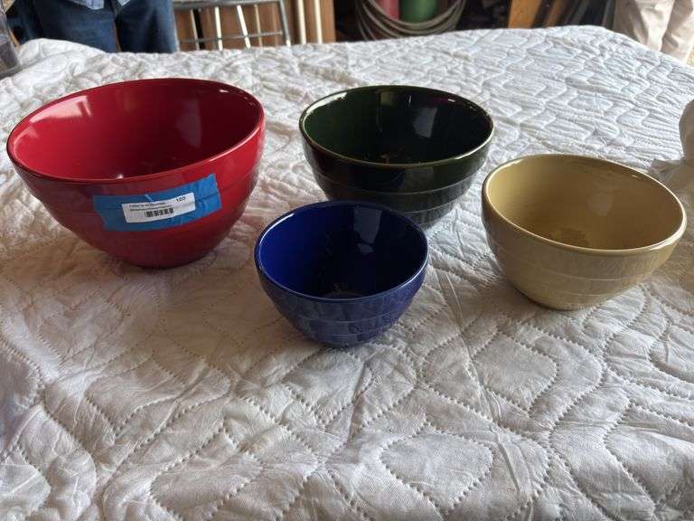 Set of four ceramic nesting bowls image