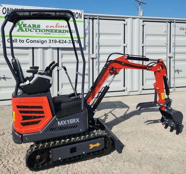 Mini Excavator	CFG			MX15RX	EPA	RATO ,13.5HP,8.6KW,with pilot system, Fixed Thumb, Gasoline  Engine with EPA ,BKT, SN X001929 image