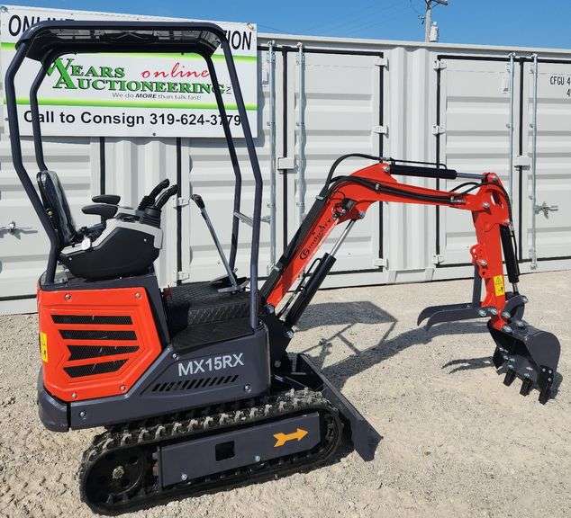 Mini Excavator	CFG			MX15RX	EPA	RATO ,13.5HP,8.6KW,with pilot system, Fixed Thumb, Gasoline  Engine with EPA ,BKT, SN X002096 image