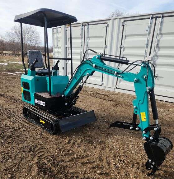 Mini Excavator	CFG		MH12RX	RATO ,13.5HP,8.6KW,with pilot system, Fixed Thumb, Gasoline  Engine with EPA ,BKT. SN MH12RX20251006K02 image