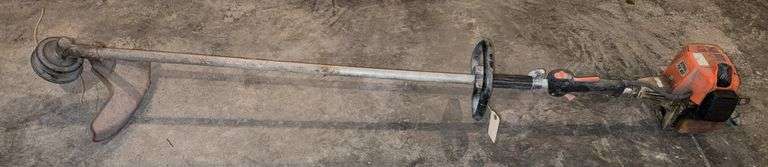 Stihl FS 80 straight shaft string trimmer image