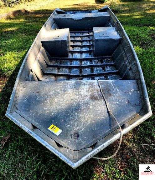 POLARCRAFT ALUMINUM BOAT 16.5' LONG - 48" BOTTOM- 20.5" DEEP - TWO WALK THRU SEATS - ONE REAR SEAT - THREE PEDESTAL BRACKETS- ONE HANDLE MISSING ON THE BACK -TN-16-BC
