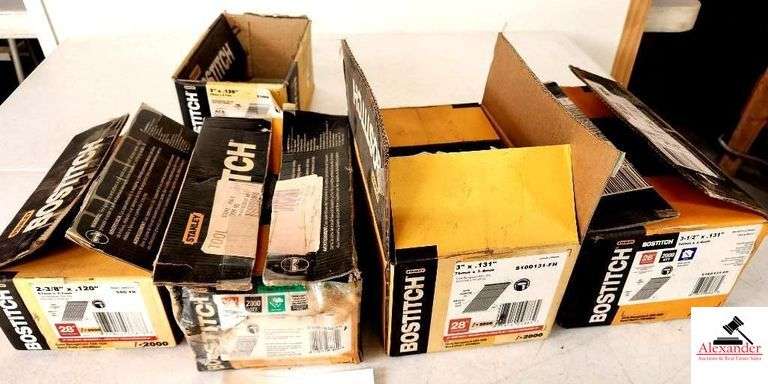 BOSTITCH 2-3/8X.120 NAILS-BOSTITCH 3x.120 NAIL BOSTITCH 3x.131 NAILS-BOSTITCH 3 1/2X.131 NAILS
4 BOXES TOTAL image