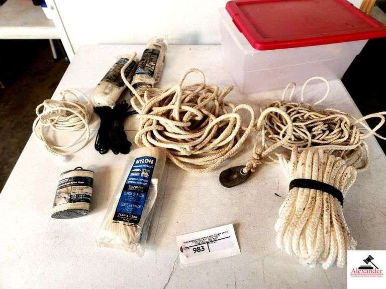 TUB OF NYLON AND COTTON ROPE-MISC SIZES-MOSTLY NEW image