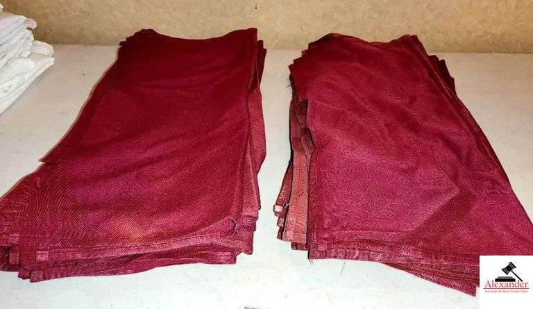 (92) BURDGUNDY 19" LINEN NAPKINS image