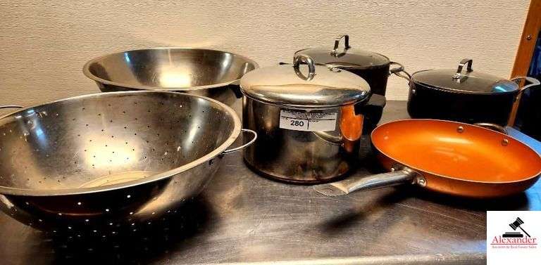 (6) MIXING/COOKING PANS-COLLANDER W/ HANDLES - LARGE SKILLET- LARGE MIXING PAN- REVERE COOKING POT-(2)HEAVY COOKING POTS- image