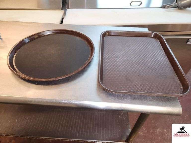 (1) ROUND WAITRESS SERVING TRAYS- 16" DIAMETER- (15) RECTANGLE WAITRESS SERVING TRAYS-14" X 17.5" image