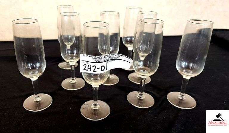 CLEAR CHAMPAGNE FLUTE GLASSES(38) image