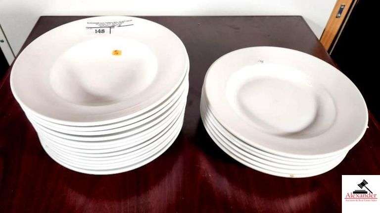 (15) WHITE PORCELAIN DEEP DISH STYLE  PLATES - 11 3/4" & 12" ( NO BRAND NAME ON THEM ) image