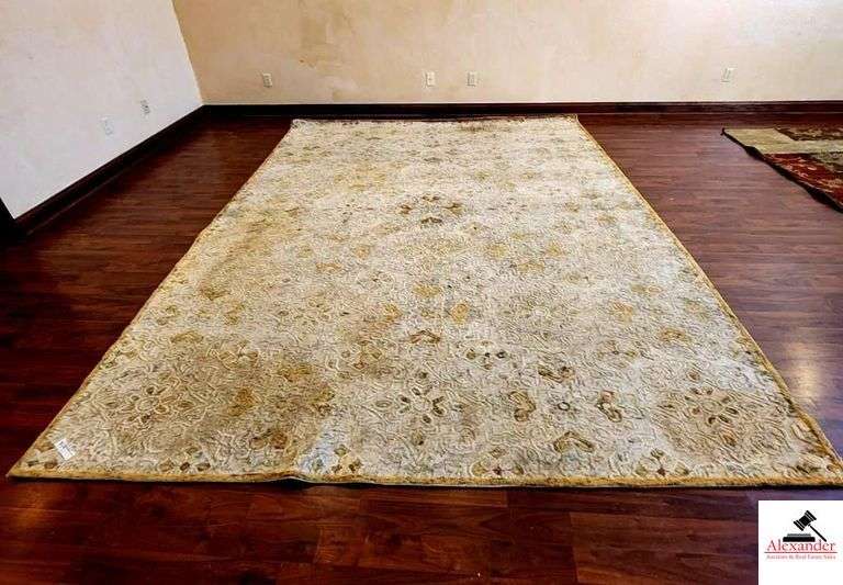 9' X 12' AREA RUG- BEIGE FLORAL- NEEDS CLEANING- APARTMENT image