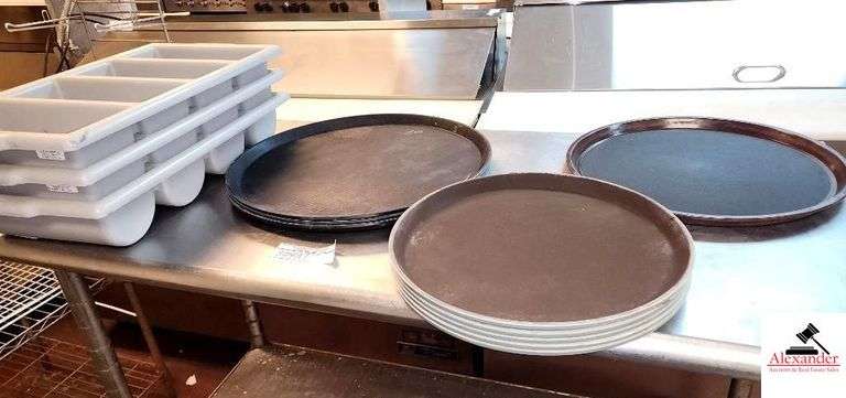 (9) BUS TRAYS (3) SILVERWARE TRAYS-4 COMPARTMENT image