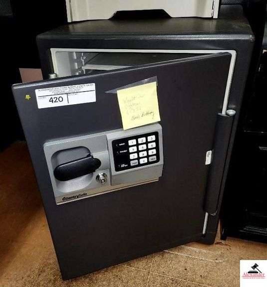 SENTRY OFFICE SAFE- NEEDS BATTERY- HAVE COMBONATION(UPSTAIRS OFFICE) image