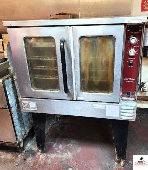 SOUTHBEND SILVER STAR MD. 7L-GS/12SC STAINLESS CONVECTION NATURAL GAS OVEN-THERMAL WINDOW, S/N  05K04758 - 34 1/2" DEEP X 38 1/2" WIDE X 52" TALL  (KITCHEN) image