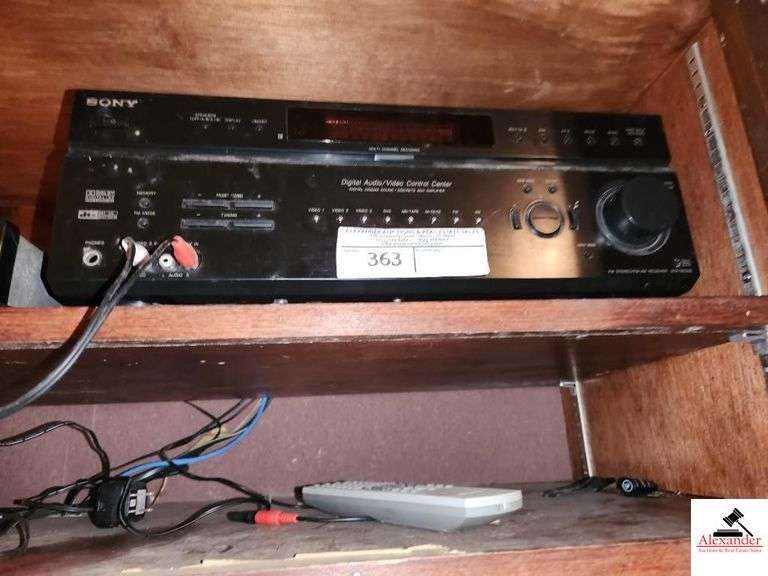 SONY PLAYER DIGITAL AUDIO/VIDEO CONTROL CENTER-SIRIUS XM DIGITAL BOX  & SONY 5 DISC CHANGER SUPER AUDIO CD PLAYER - MULTI CHANGER - DIRECT SIGNAL 5 - CD'S -AMP WIRELSS WIFI BOX image