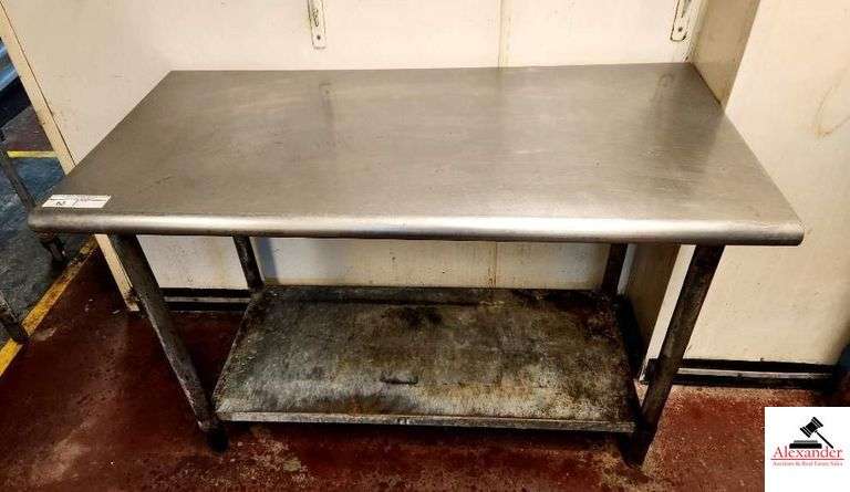 STAINLESS TABLE W/ LOWER GALVANIZED SHELF 48" X 24" X 33.5" (KITCHEN) image