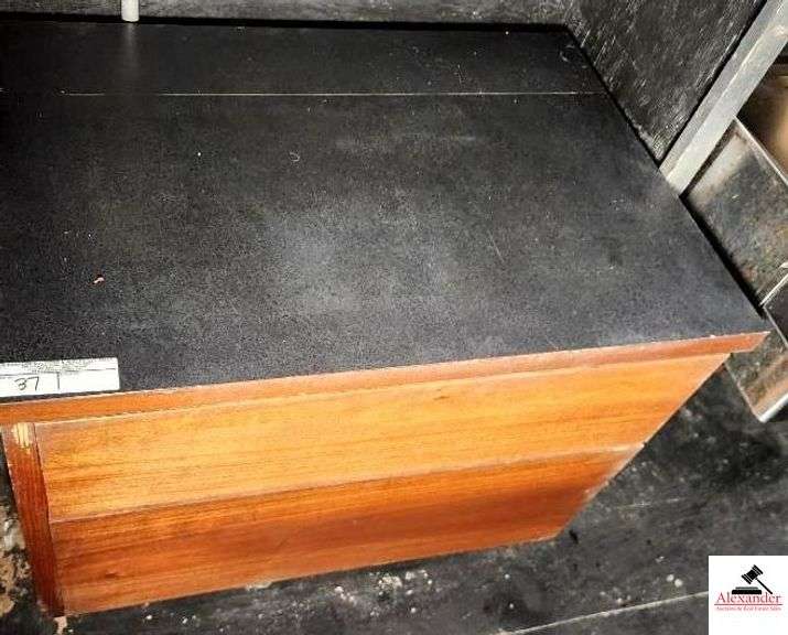 (2) FORMICA TOP BAR CABINET - 2 DRAWERS 20 1/2" WIDE X 26 1/2" TALL X 22" DEEP - 31 1/2" WIDE X 26" TALL X 22" DEEP -FORMICA BACKING NEEDS REPAIRED (BAR) image