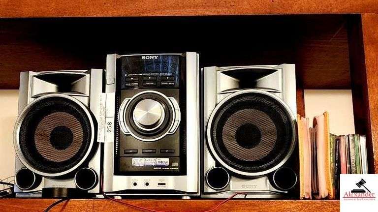 SONY MINI HIFI COMPONENT SYSTEM MHC-EC68P W/ 2 SPEAKERS, CD PLAYER, MP3, IPOD DOCKING STATION, REMOTE, CD W/ CD CASE image
