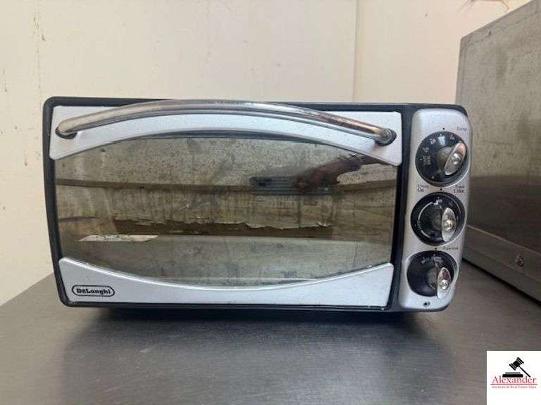DELONGHI STAINLESS TOASTER OVEN MICROWAVE image
