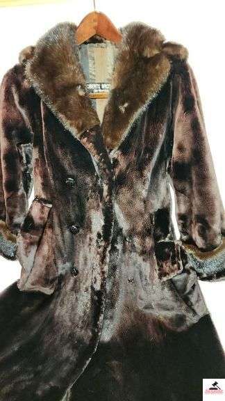 VINTAGE ROBERTS BROTHERS LUTON FUR COAT - HEAVY - DARK BROWN - LONG - LEFT POCKET UNSTITCHED AT TOP - (MASTER BATHROOM CLOSET)