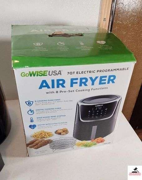 GO WISE USA AIR FRYER - 70T ELECTRIC PROGRAMMABLE WITH 8 PRE SET COOKING FUNCTIONS - APPEARS NEW - 100 RECIPES FOR AIR FRYER - (TRAILER)