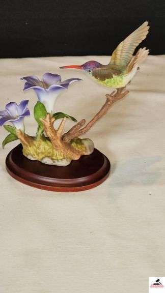 FINE PORCELAIN AND BRONZE STUDIO DESIGN H-8903 VIOLET-CROWNED HUMMINGBIRD WITH GENTAIN, CIRCA 1989 - (GREAT ROOM)