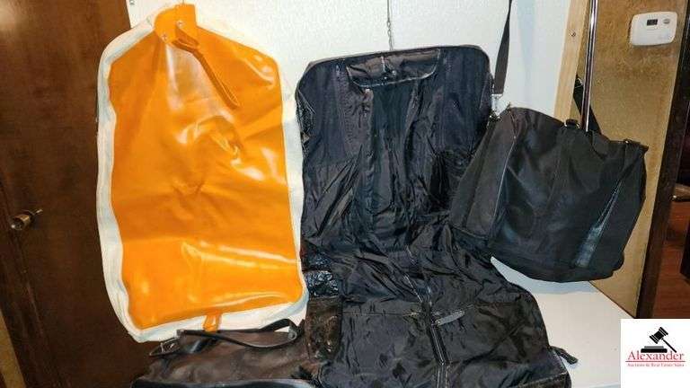 UT CLOTHES BAG - MONGRAMMED NANCY OVERTON - NEEDS NEW HANDLE - CARE CHASE BLACK CLOTHES LUGGAGE  BAG - SHOULDER CARRYING BAG - LARGE BRIEFCASE - (MASTER BEDROOM CLOSET)