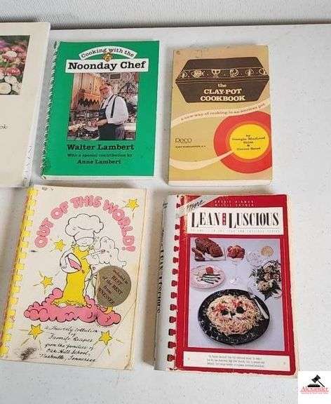 RECIPE AND COOK BOOKS - CLAY POT COOK BOOK BY GEORGIA MACLEOD SELLS AND ROVER SELLS - LEAN AND LUSCIOUS VOLUME 2 SERIES - OUT OF THIS WORLD A HEAVENLY COLLECTION OF FAVORITE RECIPES FROM THE FAMILIES OF OAK HILL SCHOOL NASHVILLE, TN -FINE ARTS CLUB SPRING LUNCHEON RECIPE BOOK 2017 & 2017 TO 2018 - VOLUME 1 THE AMERICAN COUNTRY INN BED AND BREAKFAST COOK BOOK BY KITTY AND LUCIAN MAYNARD MORE THAN 1,700 CROWND PLEASING RECIPES FROM 500 AMERICAN INNS - COOKING WITH THE NOONDAY CHEF WALTER LAMBERT WITH A SPECIAL CONTRIBUTION WITH ANNE LAMBERT #2 - I HEAR AMERICAN COOKING A JOURNEY OF DISCOVERY FROM ALASKA TO FLORDIA THE COOKS, THE RECIPES, AND THE UNIQUE FLAVORS OF OUR NATIONAL CUISINE BY BETTY FUSSELL - THE DINAH SHORE AMERICAN KITCHEN HOMESTYLE COOKING WITH FLAIR - (TRAILER)