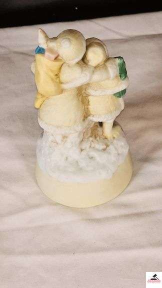 ENESCO WINTER WONDERLAND MUSIC BOX - MIDWEST BOY AND GIRL - 1920'S GATSBY MUSIC DOLL STYLE - BOTH PLAY MUSIC - (NW BEDROOM)
