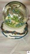 SAN FRANCISCO MUSIC BOX CO. CIRCA 1992 MUSIC SNOWGLOBE LOVEBIRDS BLUE AND WHITE - WOOD BASE SNOWGLOBE - BOTH PLAY MUSIC - (NW BEDROOM)