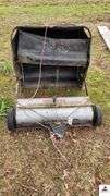 CRAFTSMAN LEAF AND LAWN SWEEPER 32