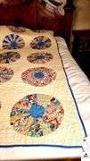 DRESDEN PLATE QUILT ON WHITE BACKGROUND CLEAN - 52" WIDE X 85" LONG - (NORTHWEST BEDROOM)