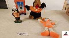 COLLEGE TREASURES UNIVERSITY MASCOT LIQUID SOAP PUMP SMOKEY - AUTHENTIC MOUSE MASCOT COLLECTORS SERIES 1 UNIVERSITY OF TENNESSEE SMOKEY - UT STUFFED DOLL - (GARAGE)