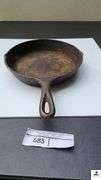 LODGE IRON SKILLET - USA - 7SK - (TRAILER)