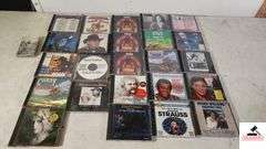 CD'S - ROGER WILLIAMS - ELVIS - CHARLIE PRIDE - TERRY GRAHAM - WILLIE NELSON - ETC.