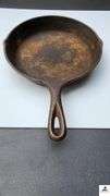 LODGE IRON SKILLET - USA - 7SK - (TRAILER)