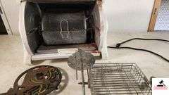 GEORGE FORMAN GRILL PARTS - IRON TRIVET -