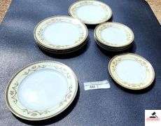 NORITAKE CHINA MADE IN JAPAN - MARIGOLD PATTERN - U.S. DESIGN PAT. 71436 - (5) DINNER PLATES - (6) SALAD PLATES (LIVINGROOM)