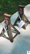 (2) CAR JACKS - (SHED)